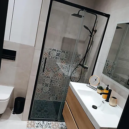 Aura Grand Apartment *