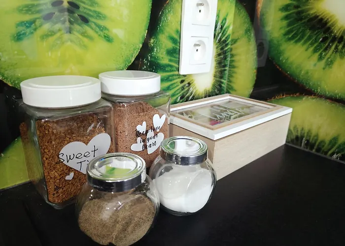 Aura Grand Όλστυν